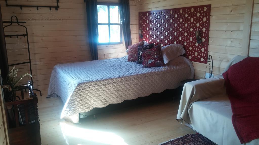 سفيريهيسار Liberta Guesthouse الغرفة الصورة