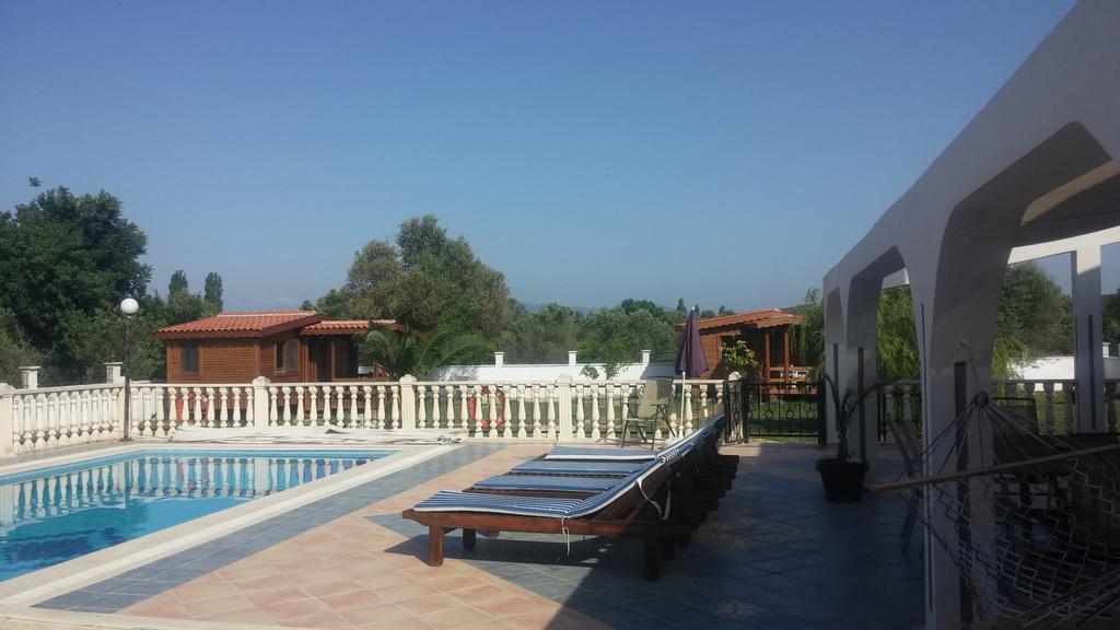 سفيريهيسار Liberta Guesthouse الغرفة الصورة