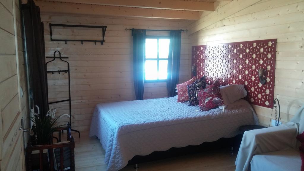 سفيريهيسار Liberta Guesthouse الغرفة الصورة