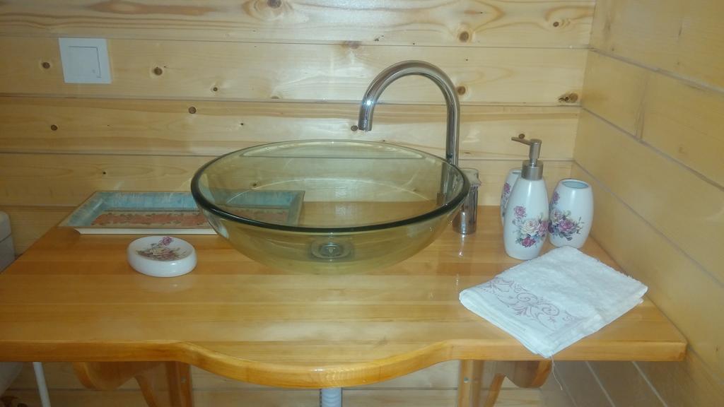 سفيريهيسار Liberta Guesthouse الغرفة الصورة