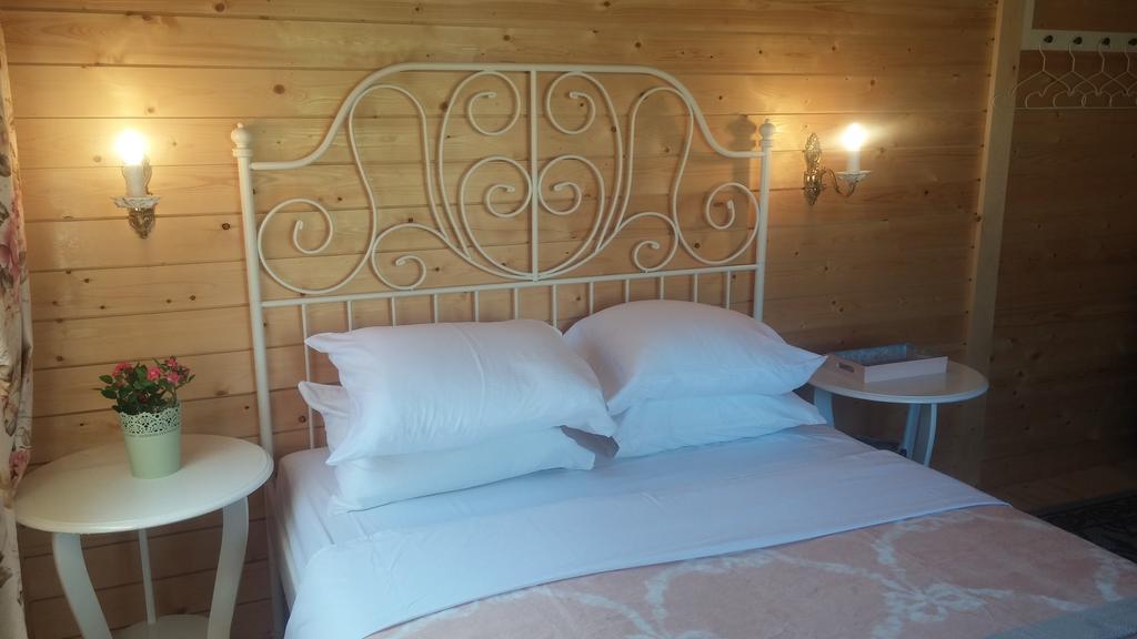 سفيريهيسار Liberta Guesthouse الغرفة الصورة